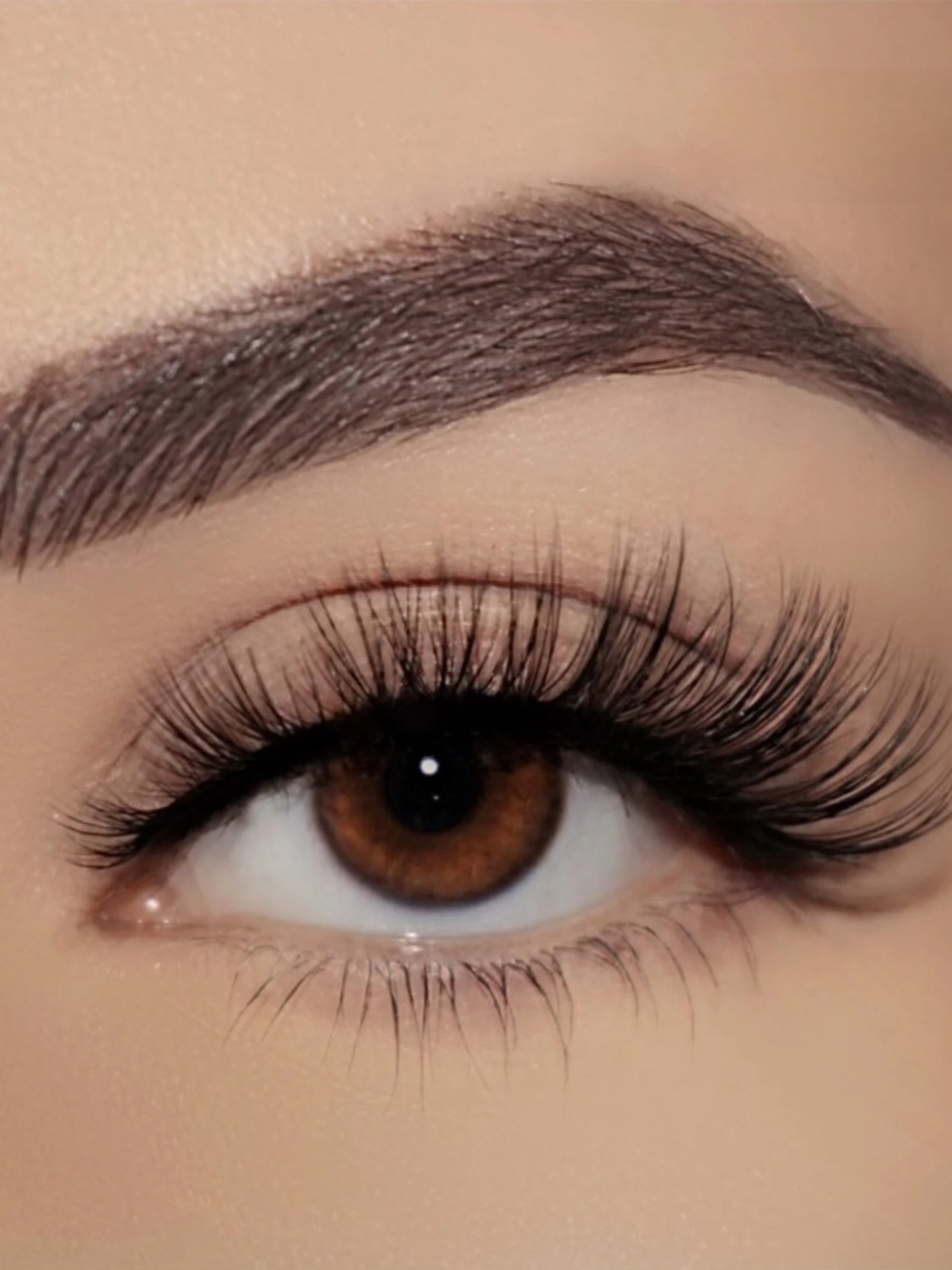 NEW Lilly Lashes Level Up Lash Enhancing Serum - Gold & White - Picture 8 of 8